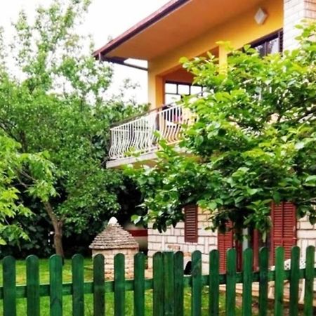 Apartment Sanja Near The Sea, Spacious And Green :) PUY 외부 사진