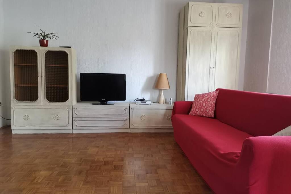 Apartment Sanja Near The Sea, Spacious And Green :) PUY 외부 사진