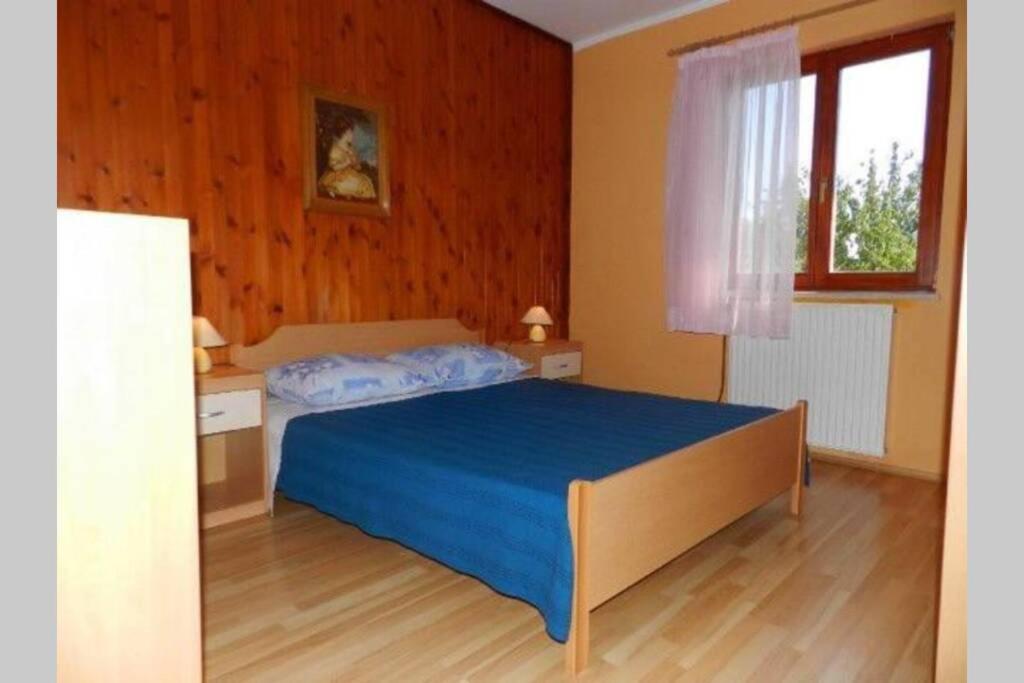 Apartment Sanja Near The Sea, Spacious And Green :) PUY 외부 사진